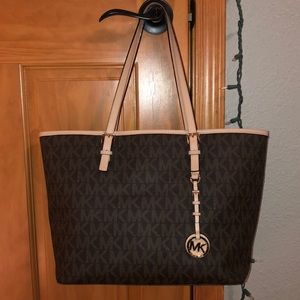 Michael Kors purse